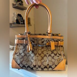 Auth Coach Hamptons signature satchel tote